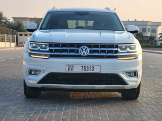 2018-volkswagen-atlas-sel-usa-specs-v6-engine-4wd-system-7-seats-panoramic-roof-reverse-camera-bluet